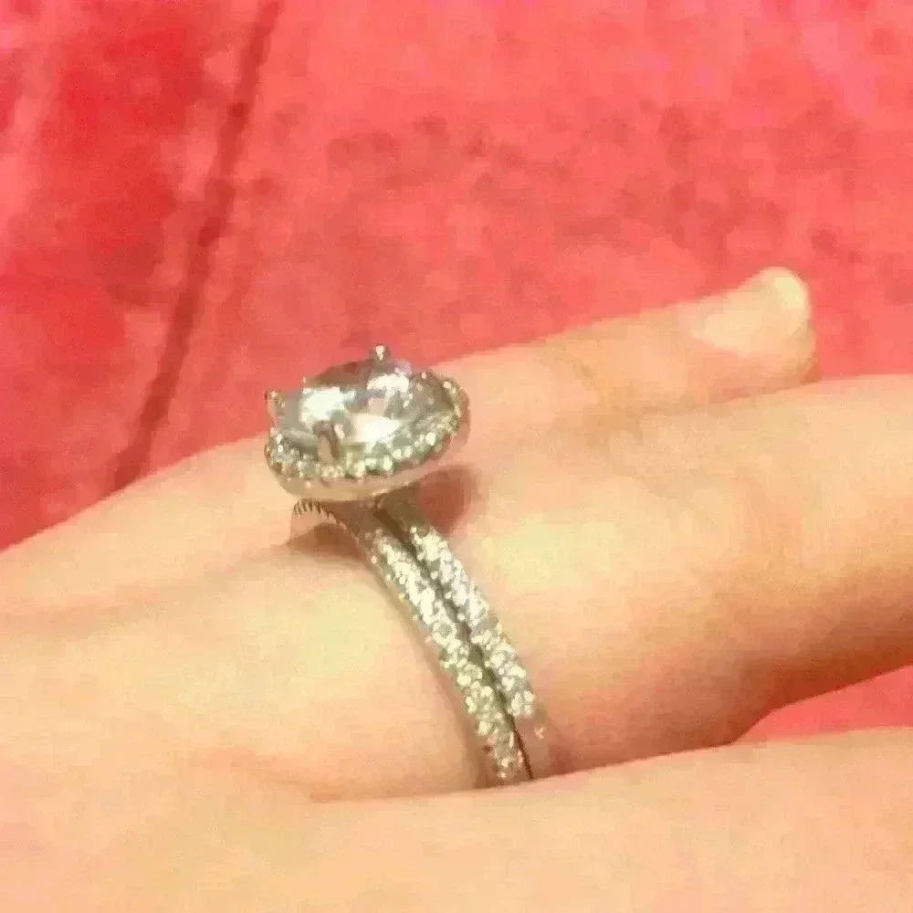 Cubic zirconia ring set